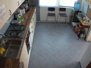 voyeurcam julmodels kitchen 2's Live Sex Cam Show