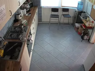 voyeurcam julmodels kitchen 2's Live Sex Cam Show