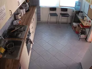 voyeurcam julmodels kitchen 2's Live Sex Cam Show