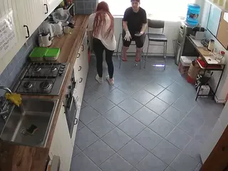 voyeurcam julmodels kitchen 2's Live Sex Cam Show