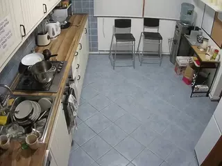 voyeurcam julmodels kitchen 2's Live Sex Cam Show