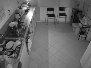 voyeurcam julmodels kitchen 2's Live Sex Cam Show
