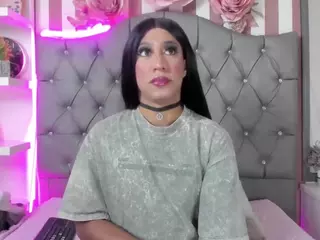 LuciaSex's Live Sex Cam Show