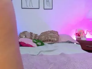 Candyxpeach's Live Sex Cam Show