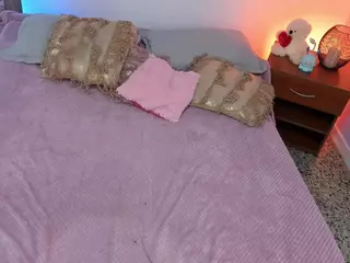 Candyxpeach's Live Sex Cam Show