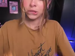Candyxpeach's Live Sex Cam Show