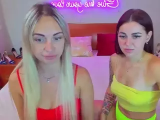 QueenPoisonS's Live Sex Cam Show