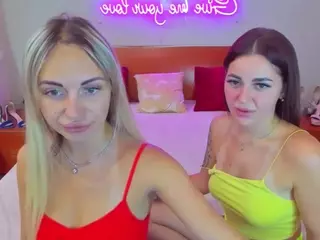 QueenPoisonS's Live Sex Cam Show