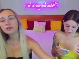 QueenPoisonS's Live Sex Cam Show