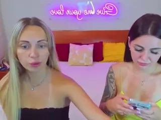 QueenPoisonS's Live Sex Cam Show