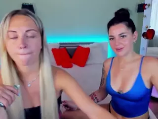 QueenPoisonS's Live Sex Cam Show