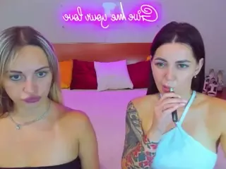 QueenPoisonS's Live Sex Cam Show