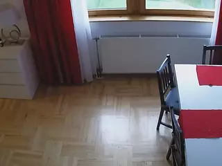 voyeurcam julmodels dining 2's Live Sex Cam Show