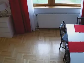 voyeurcam julmodels dining 2's Live Sex Cam Show