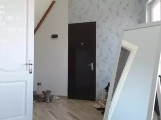 RubyLynxx's Live Sex Cam Show