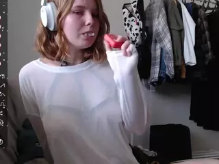 RubyLynxx's Live Sex Cam Show