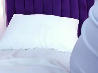 Sara Riley's Live Sex Cam Show