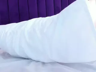 Sara Riley's Live Sex Cam Show