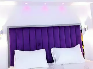 Sara Riley's Live Sex Cam Show