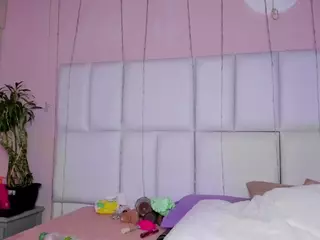 - K Y A N A -'s Live Sex Cam Show