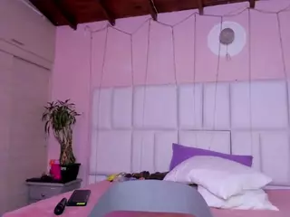 - K Y A N A -'s Live Sex Cam Show