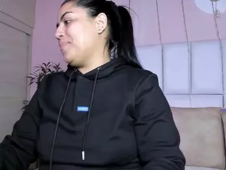 - K Y A N A -'s Live Sex Cam Show