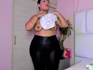 - K Y A N A -'s Live Sex Cam Show
