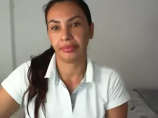 salomeemilf's Live Sex Cam Show