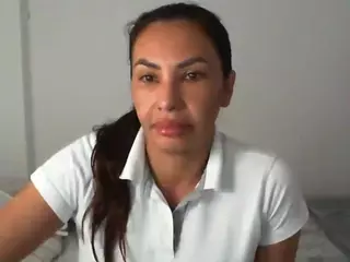 salomeemilf's Live Sex Cam Show