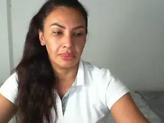 salomeemilf's Live Sex Cam Show