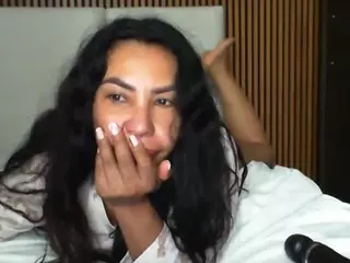 salomeemilf's Live Sex Cam Show