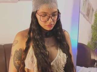Live cam show with butterflyy1