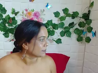 IndianFancyFace's Live Sex Cam Show