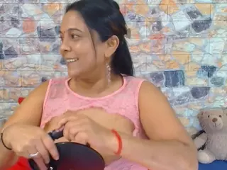 IndianFancyFace's Live Sex Cam Show