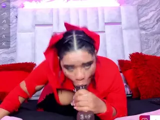 Lorena-gomezz1's Live Sex Cam Show