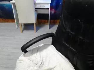 imthinkaboutu's Live Sex Cam Show