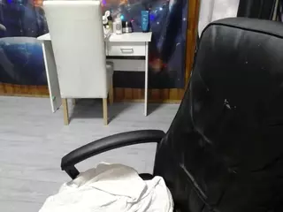 imthinkaboutu's Live Sex Cam Show