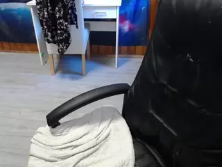 imthinkaboutu's Live Sex Cam Show