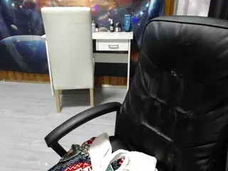 imthinkaboutu's Live Sex Cam Show
