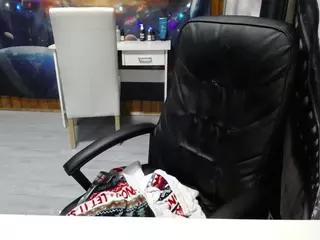 imthinkaboutu's Live Sex Cam Show