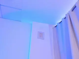 Vaioleth-Adams's Live Sex Cam Show
