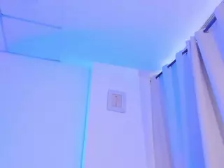 Vaioleth-Adams's Live Sex Cam Show