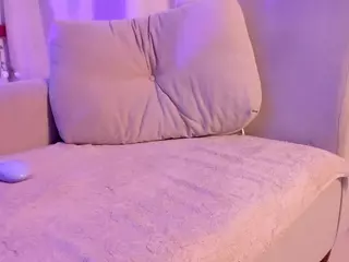 Vaioleth-Adams's Live Sex Cam Show