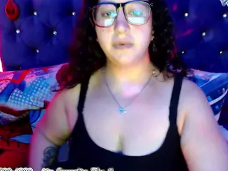 Nahomy-Moon's Live Sex Cam Show