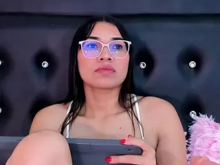 kristieCooper's Live Sex Cam Show