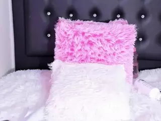 kristieCooper's Live Sex Cam Show