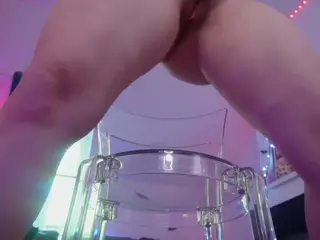 Yummy_Girl's Live Sex Cam Show