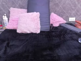 Andrea Fletcher's Live Sex Cam Show
