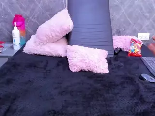 Andrea Fletcher's Live Sex Cam Show