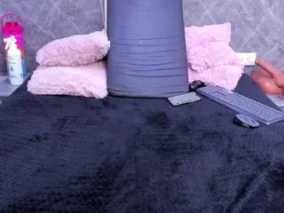Andrea Fletcher's Live Sex Cam Show